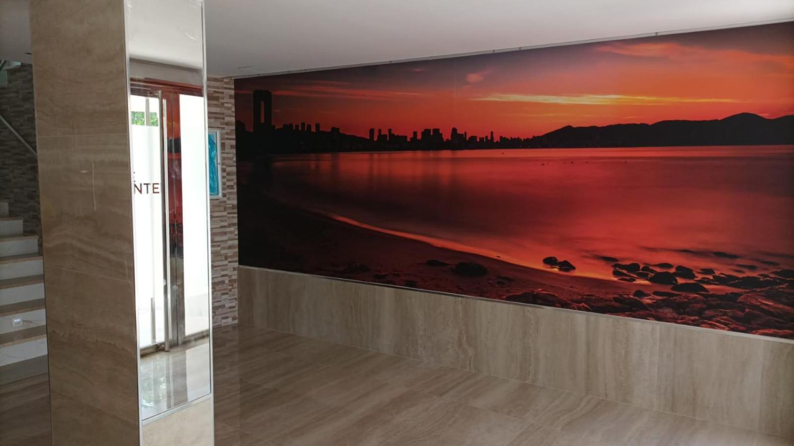Apartamento Frente Al Mar Benidorm Exteriör bild